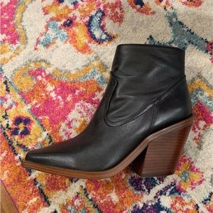 Vince Camuto boots